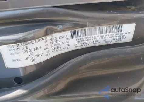 2000 Jeep Grand Cherokee Laredo z USA, uszkodzony, nr VIN 1J4GW48S6YC243360